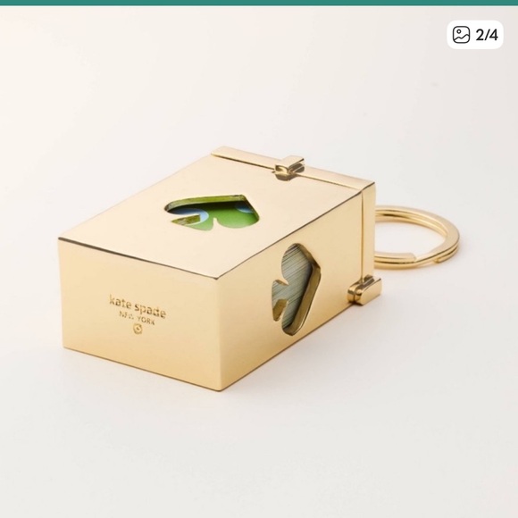 NWT Kate Spade  Green Keychain with playing cards - Picture 2 of 5